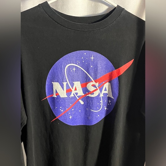 NASA Medium Long Sleeved Shirt - Picture 2 of 4
